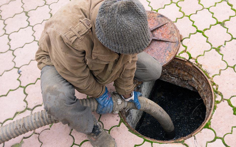 comment déboucher une douche Saint-Maurice